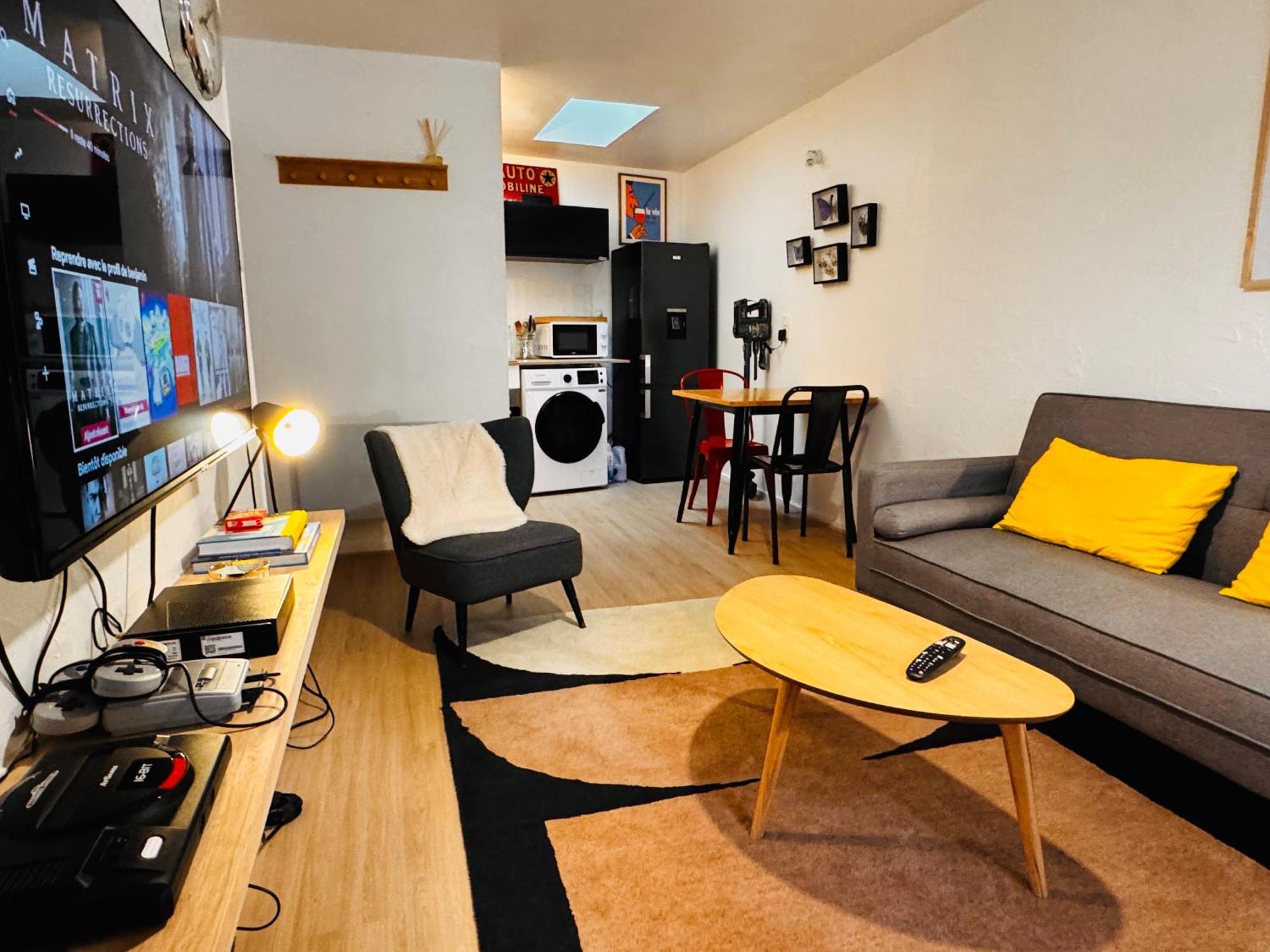 Le Petit Re, Hypercentre, Garage Prive, Terrasse Leilighet Niort Eksteriør bilde